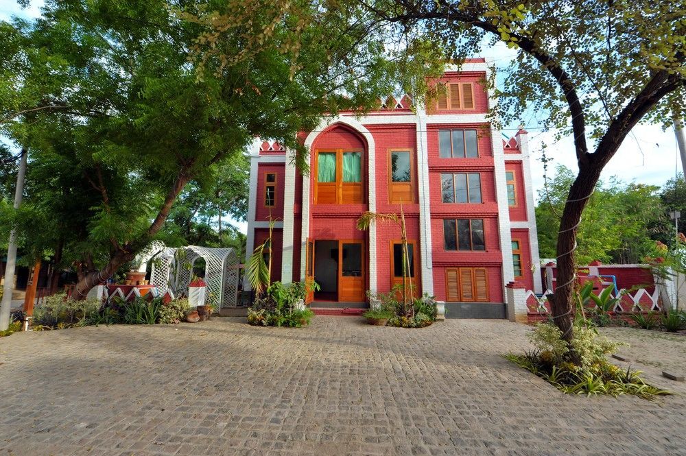 Bagan Empress Hotel New Bagan Bagian luar foto